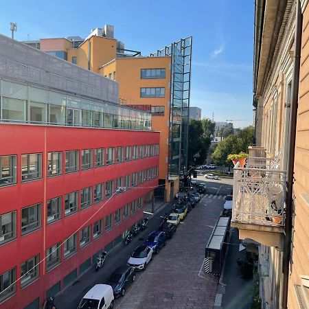 Cozy Flat Mins Walk To Navigli And Metro Porta Genova Διαμέρισμα Μιλάνο Εξωτερικό φωτογραφία