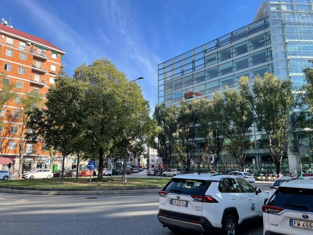 Cozy Flat Mins Walk To Navigli And Metro Porta Genova Διαμέρισμα Μιλάνο Εξωτερικό φωτογραφία